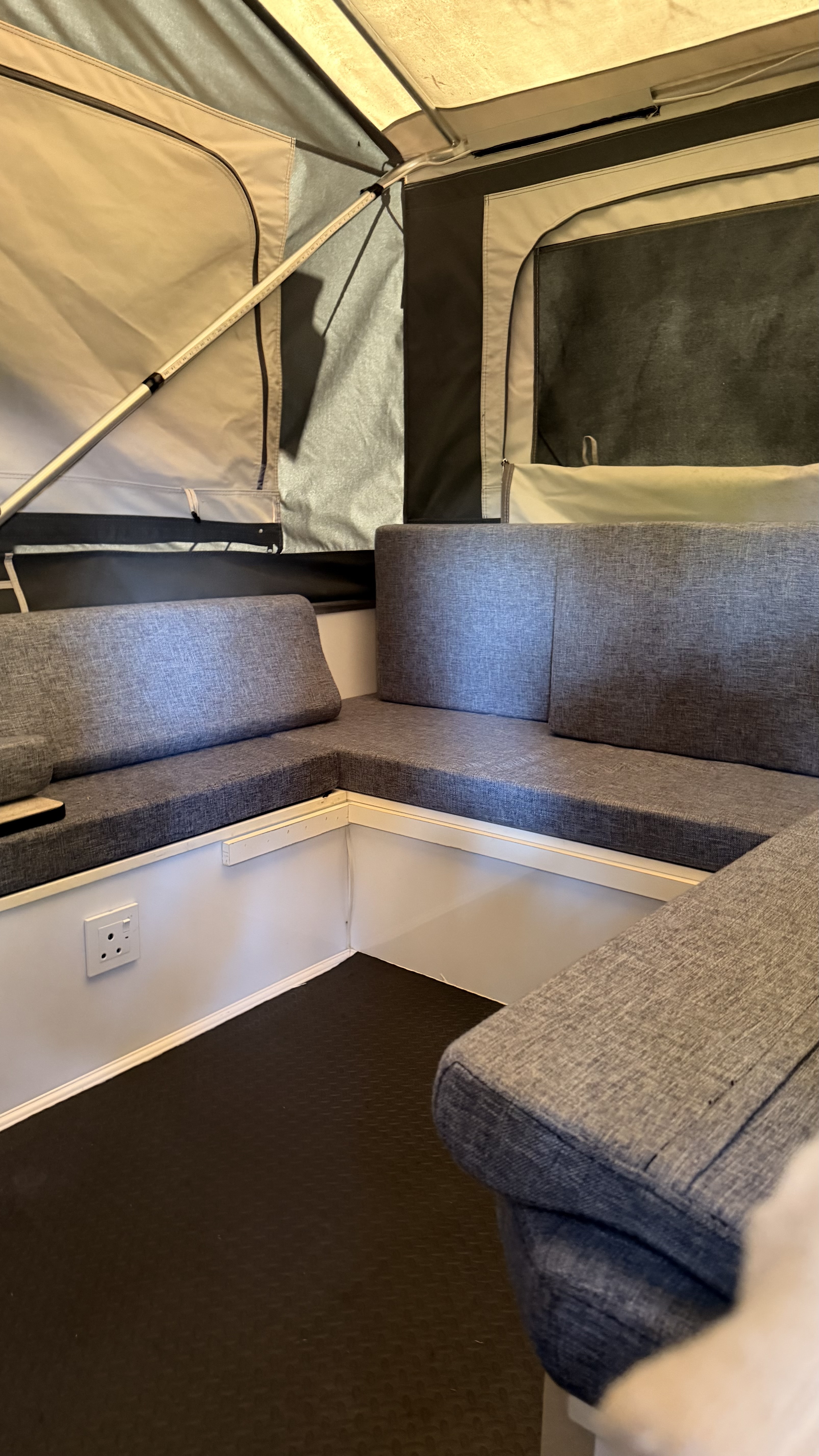 4x4 Outbound Thunder Camper Trailer photo 4