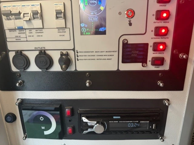 Conqueror Uev25 Ultimate Luxury photo 5