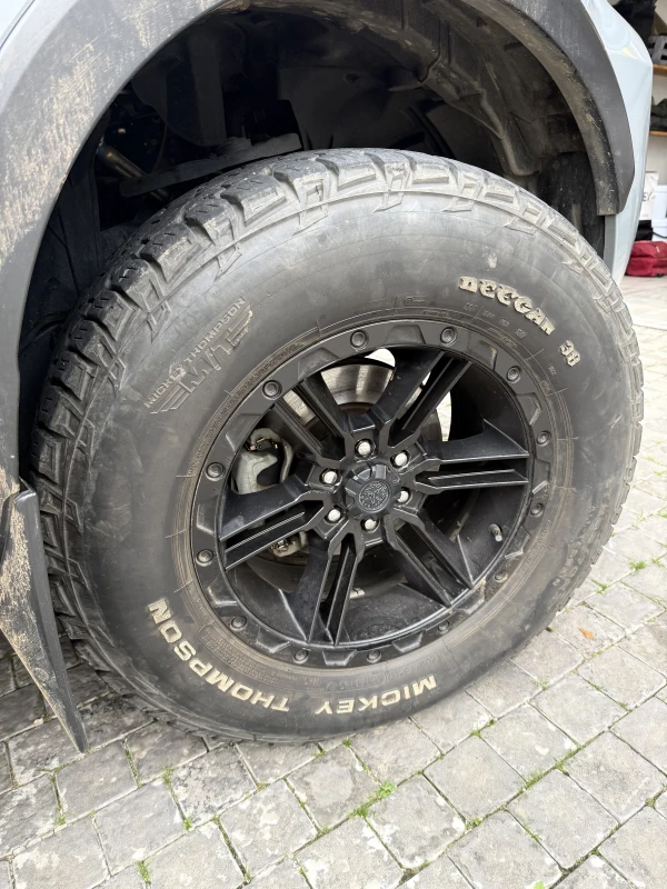 Nissan Navara Pro4X Automatic photo 10