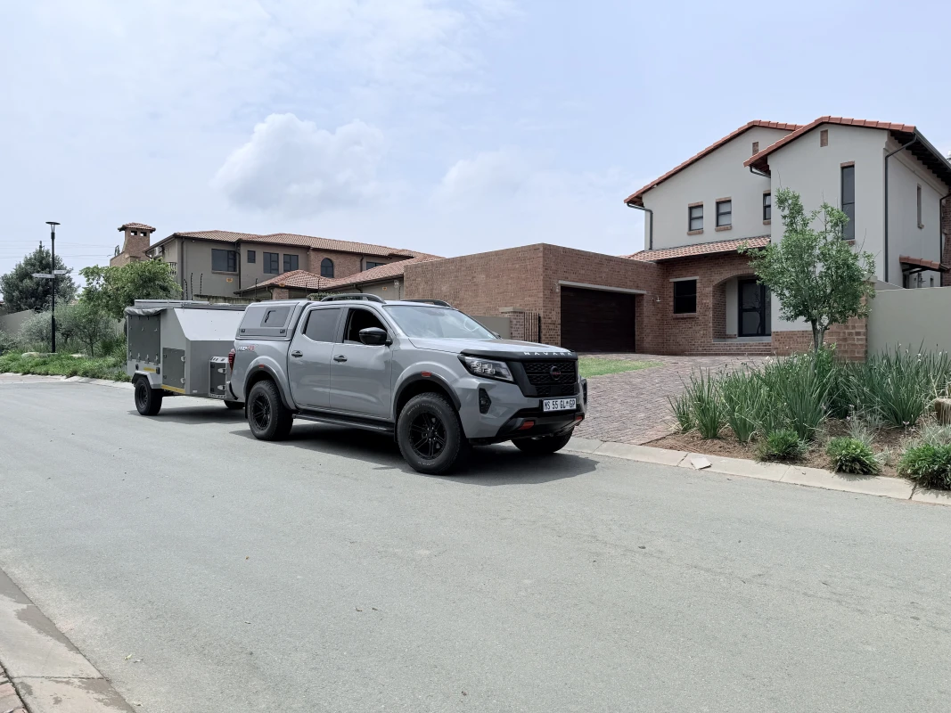 Nissan Navara Pro4X Automatic photo 1